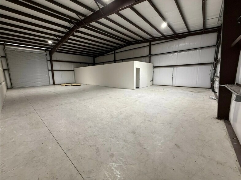 More Photos Of , Seguin Industrial For Sale