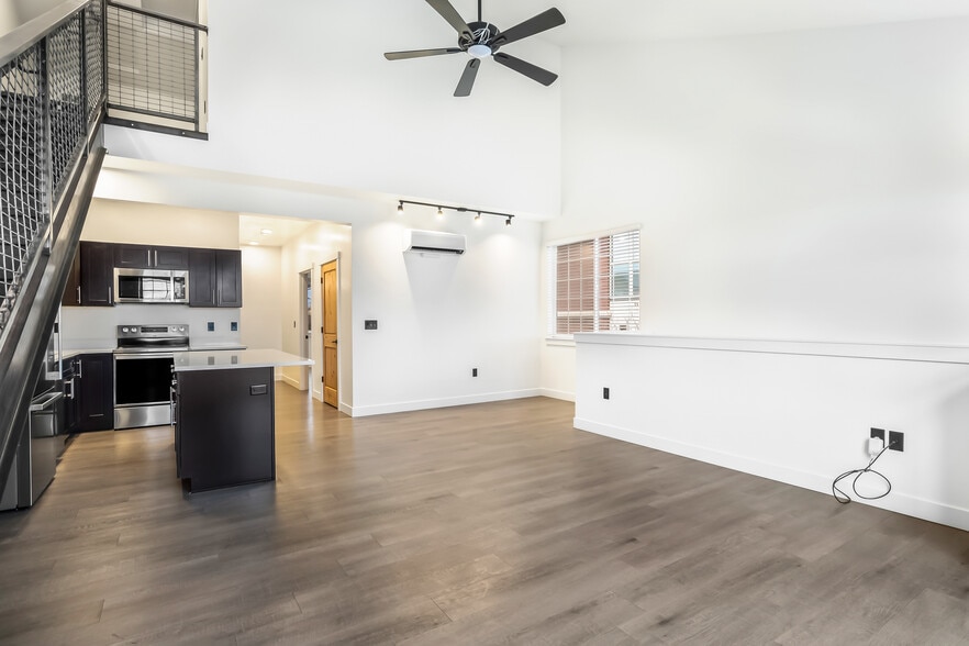 More Photos Of 1441-1461 NW 4th St, Redmond Apartments For Sale