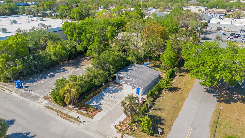 More Photos Of 4749 Hargrave St, Orlando Medical For Sale