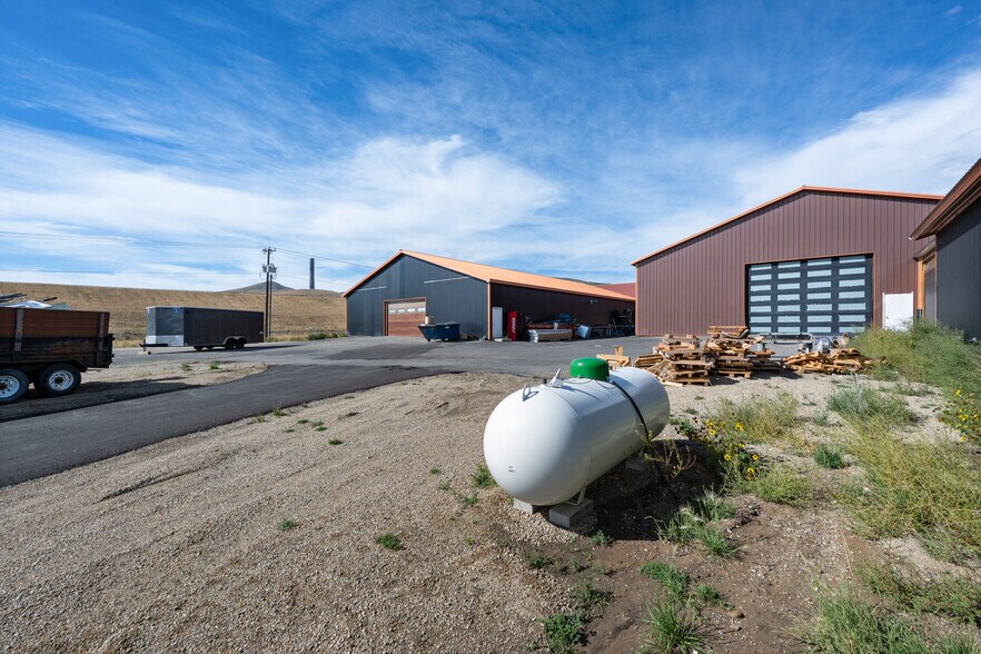 More Photos Of 60 Landfill Rd, Anaconda Industrial For Sale