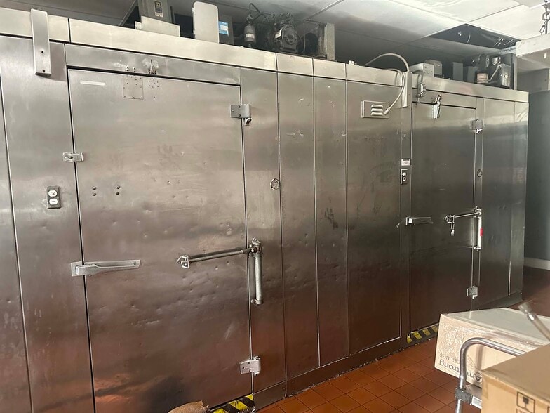 More Photos Of 615 Scranton Carbondale Hwy, Archbald Fast Food For Sale