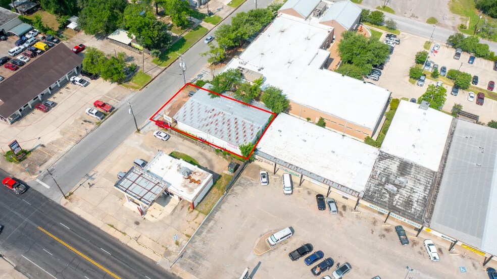 More Photos Of 1212 14th St, Huntsville Storefront For Sale