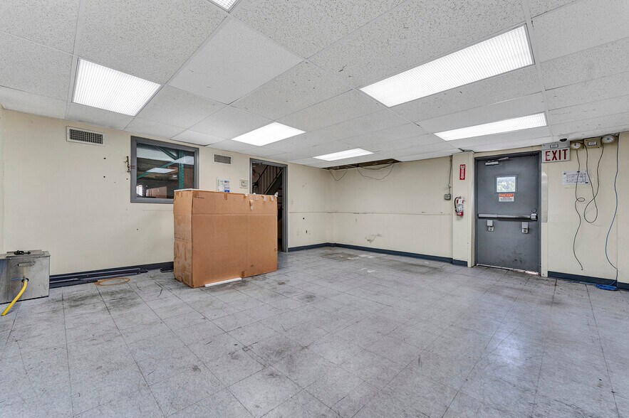 More Photos Of , Miami Gardens Industrial For Sale