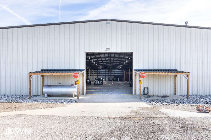 More Photos Of 100 Seventy Six Blvd, Berea Industrial For Lease