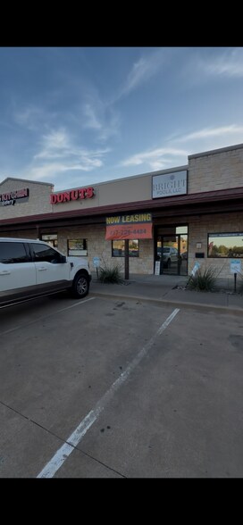 More Photos Of 3271 FM 663, Midlothian Storefront Retail Office For Lease