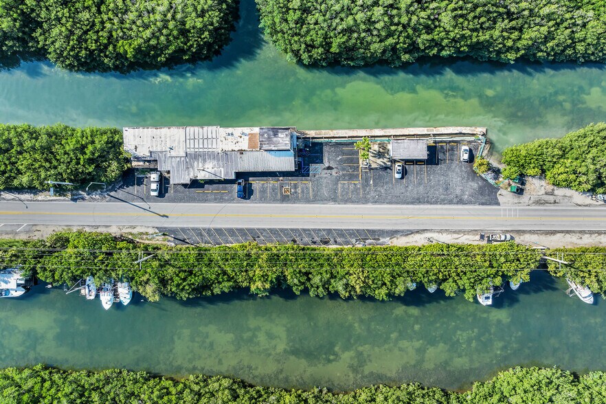 More Photos Of 58000 Card Sound Rd, Key Largo Restaurant For Sale