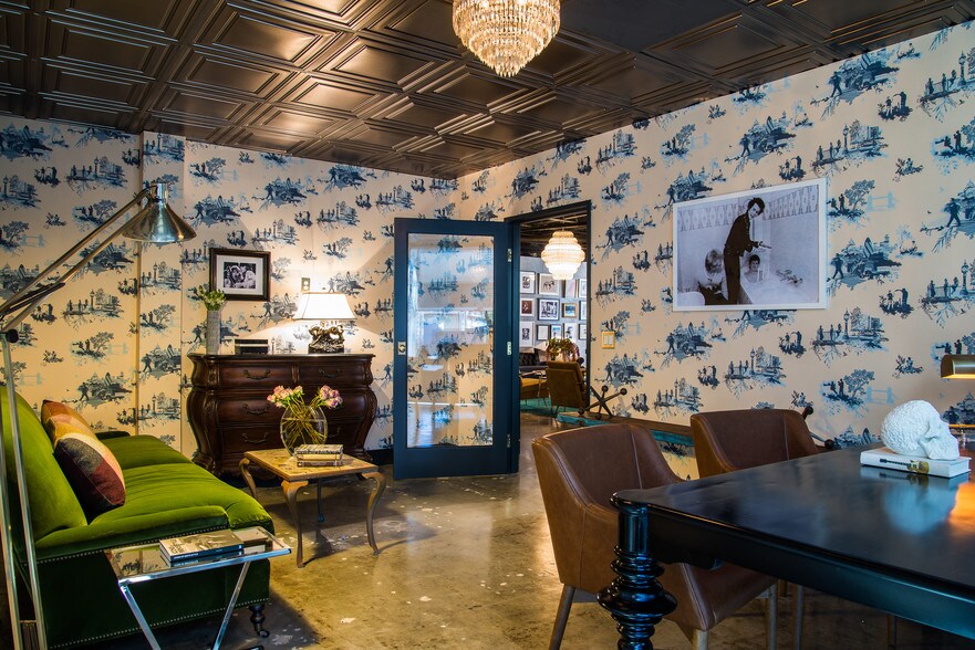 More Photos Of 11969 Ventura Blvd, Studio City Loft Creative Space For Lease