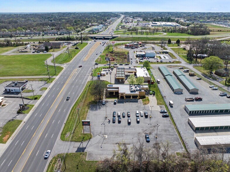 More Photos Of 1826 Fort Campbell Blvd, Clarksville General Retail For Lease