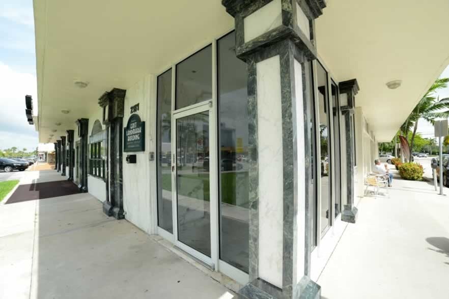 More Photos Of 2787 E Oakland Park Blvd, Fort Lauderdale Office For Lease