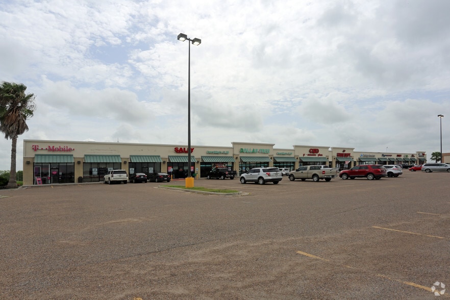 More Photos Of 2000 Dr N W Atkinson Blvd, Alice General Retail For Lease
