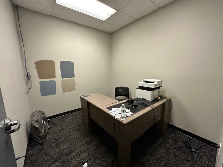 More Photos Of 269 Executive Park Dr NE, Concord Showroom For Lease