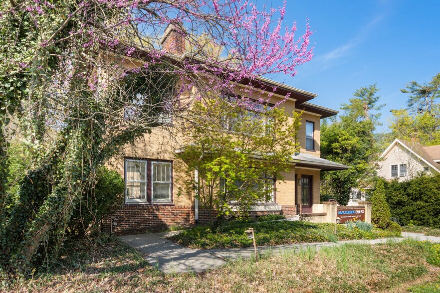 More Photos Of 614 S Main St, Blacksburg Medical For Sale