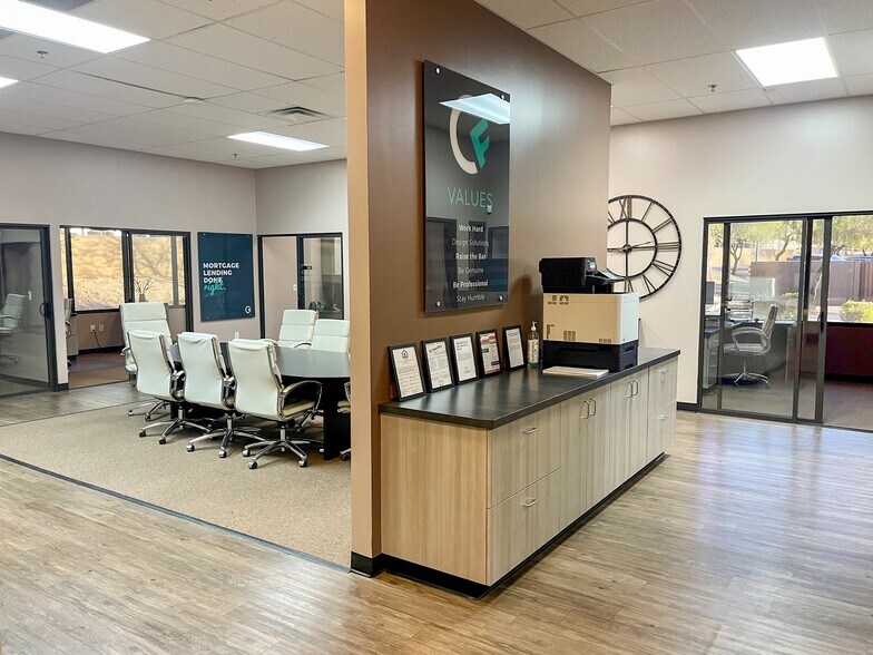 More Photos Of 34225 N 27th Dr, Phoenix Medical For Sale