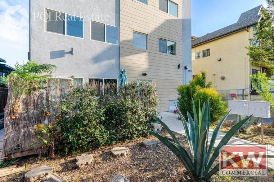 More Photos Of 3324 N Chapman St, Los Angeles Apartments For Sale