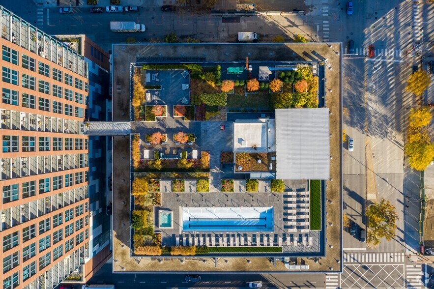 More Photos Of 637-643 N Wells St, Chicago Apartments For Lease