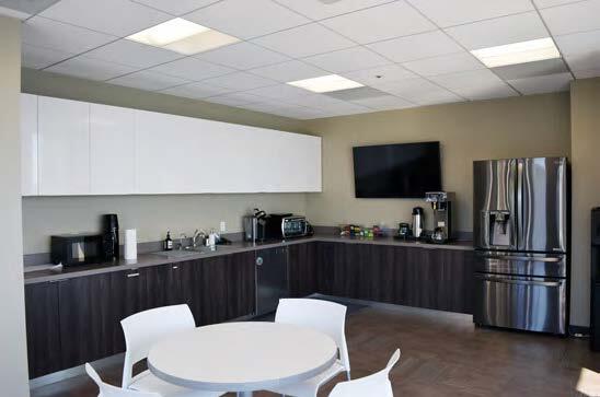 More Photos Of 4 Embarcadero Ctr, San Francisco Office Residential For Lease