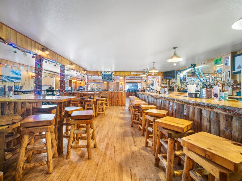 More Photos Of 1148 Highway 11, Laramie Hotel For Sale