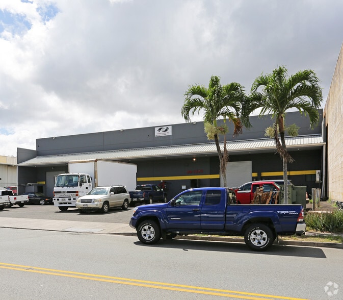More Photos Of 99-1245 Halawa Valley St, Aiea Warehouse For Sale