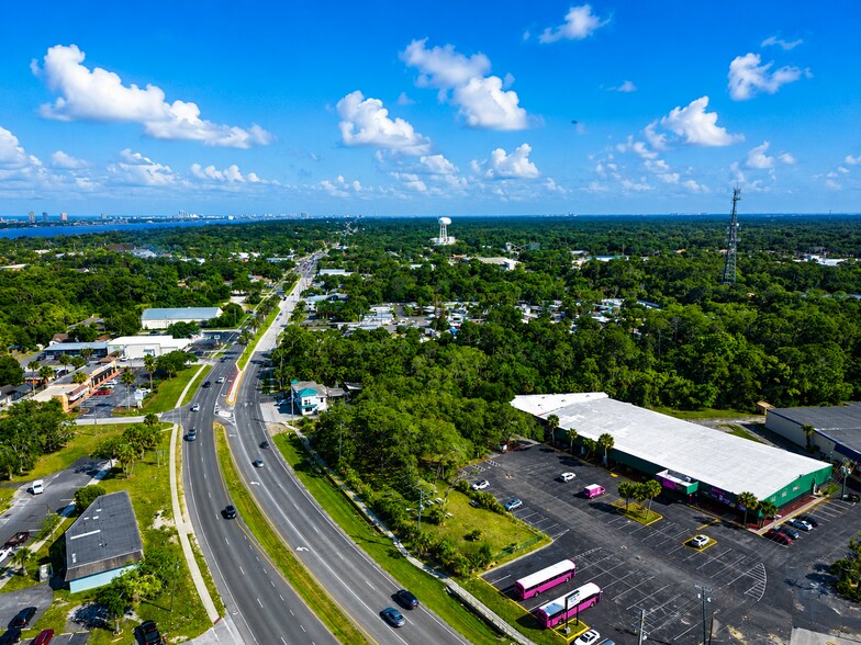 More Photos Of 305 N US Highway 1, Ormond Beach Auto Dealership For Sale