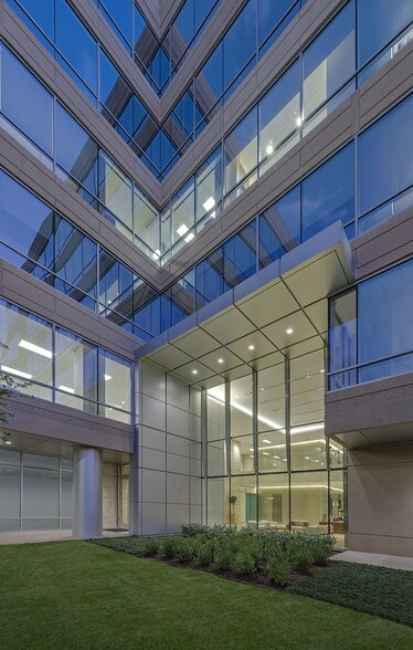 More Photos Of 3600 W Sam Houston Pky S, Houston Office For Lease