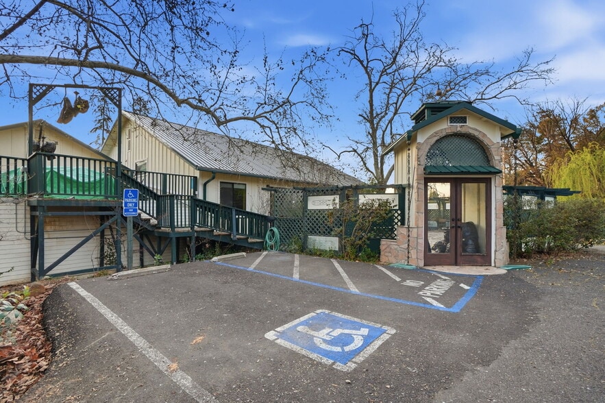 More Photos Of 21645 Parrotts Ferry Rd, Sonora Specialty For Sale