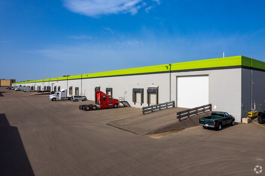 More Photos Of 740-756 Vandalia St, Saint Paul Warehouse For Lease