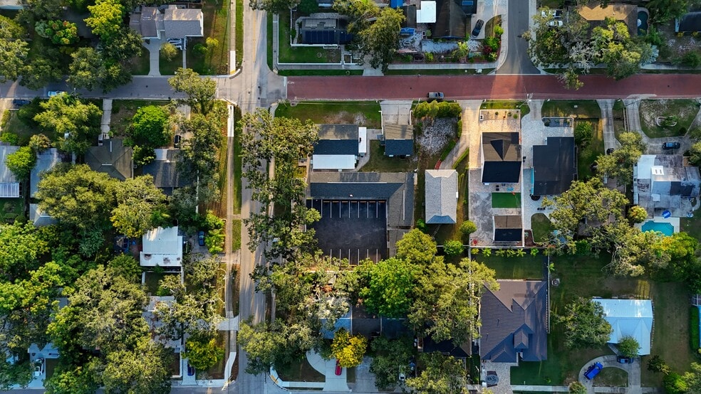 More Photos Of 1106 Main St, Safety Harbor Hotel For Sale