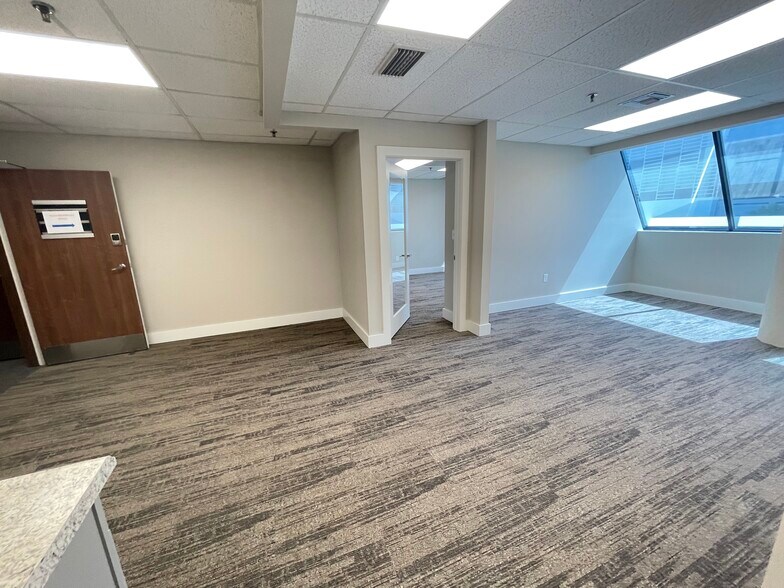 More Photos Of 633 S Andrews Ave, Fort Lauderdale Office For Lease