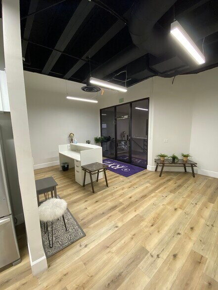 More Photos Of 3505 Cadillac Ave, Costa Mesa Office For Lease