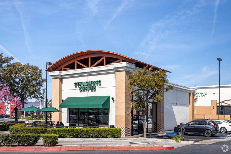 More Photos Of 3600-3770 McFadden Ave, Santa Ana Unknown For Lease