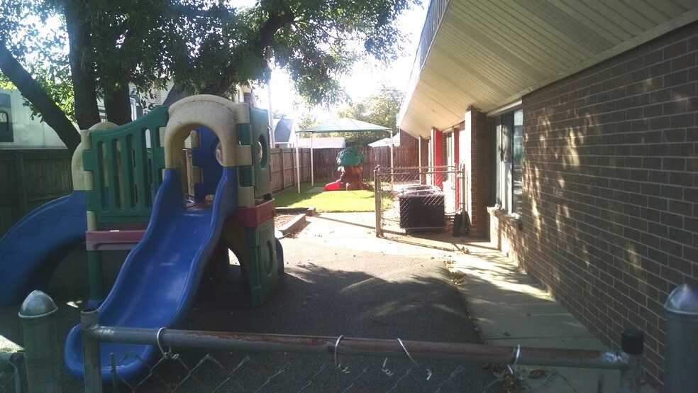 More Photos Of 8906 N Dixie Dr, Dayton Daycare Center For Sale