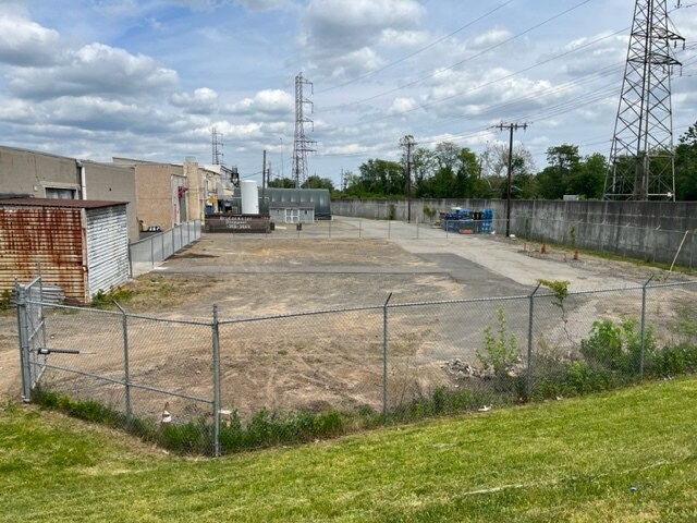 More Photos Of 100 W Main St, Bound Brook Warehouse For Lease