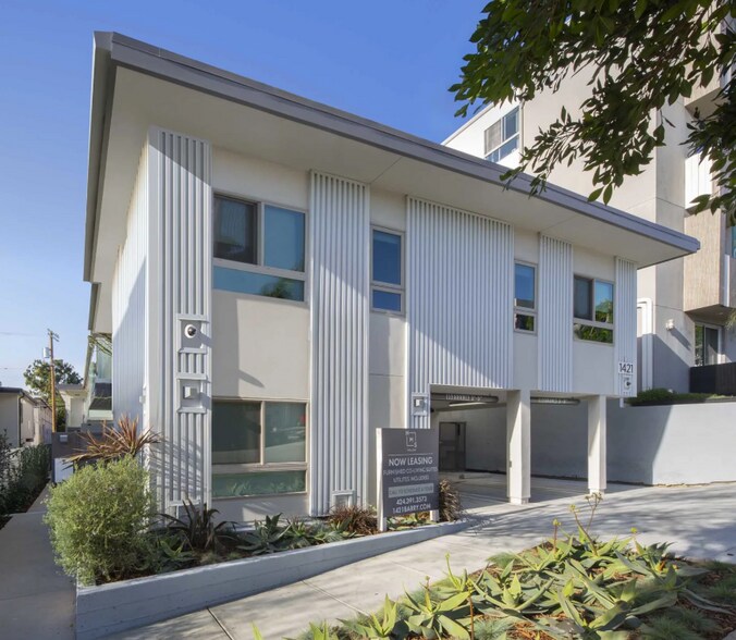 More Photos Of , Los Angeles Multifamily For Sale