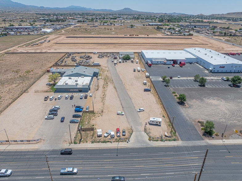 More Photos Of 2630 Airway Ave, Kingman Warehouse For Sale
