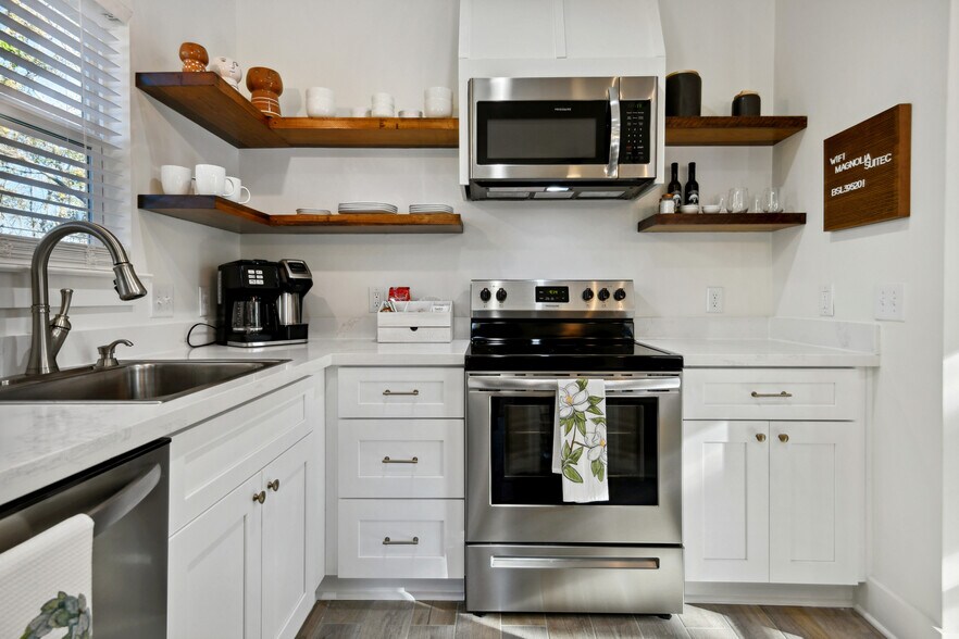 More Photos Of 437 Webster St, Bay Saint Louis Apartments For Sale