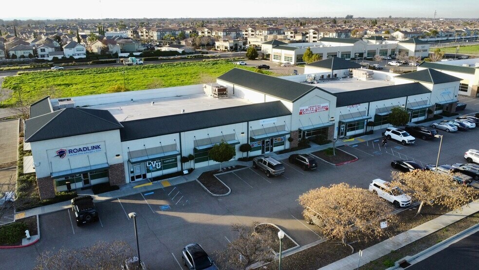 More Photos Of 17395 S Manthey Rd, Lathrop Medical For Sale