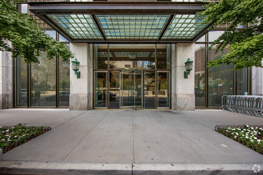 More Photos Of 51 Amsterdam Ave, New York Apartments For Lease