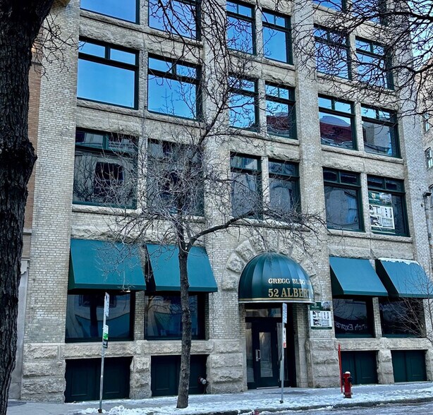 More Photos Of 52 Albert St, Winnipeg Apartments For Lease