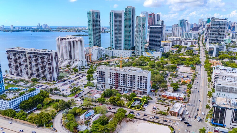 More Photos Of 400 NE 36th St, Miami Land For Sale