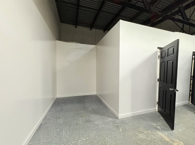 More Photos Of 644 Antone St NW, Atlanta Loft Creative Space For Lease