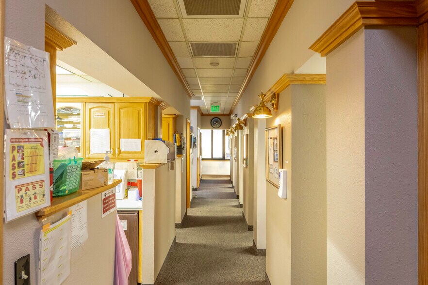 More Photos Of 5220 Neil Rd, Reno Medical For Lease