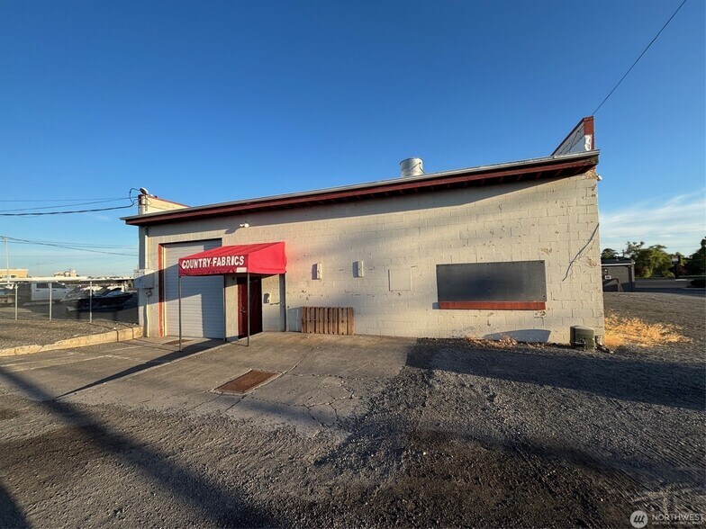 More Photos Of , Moses Lake Unknown For Sale