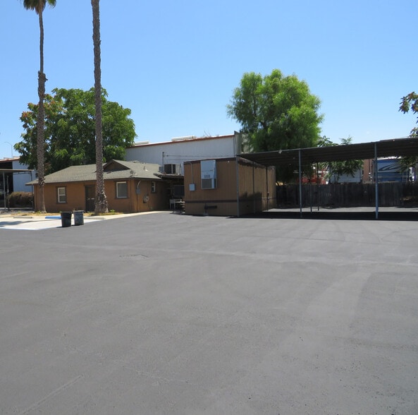 More Photos Of 2259 Hamner Ave, Norco Contractor Storage Yard For Sale