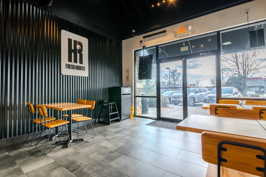 More Photos Of 1942 Atkinson Rd, Lawrenceville Freestanding For Sale