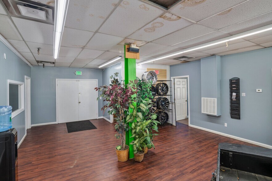 More Photos Of 55 East St, Ware Warehouse For Sale