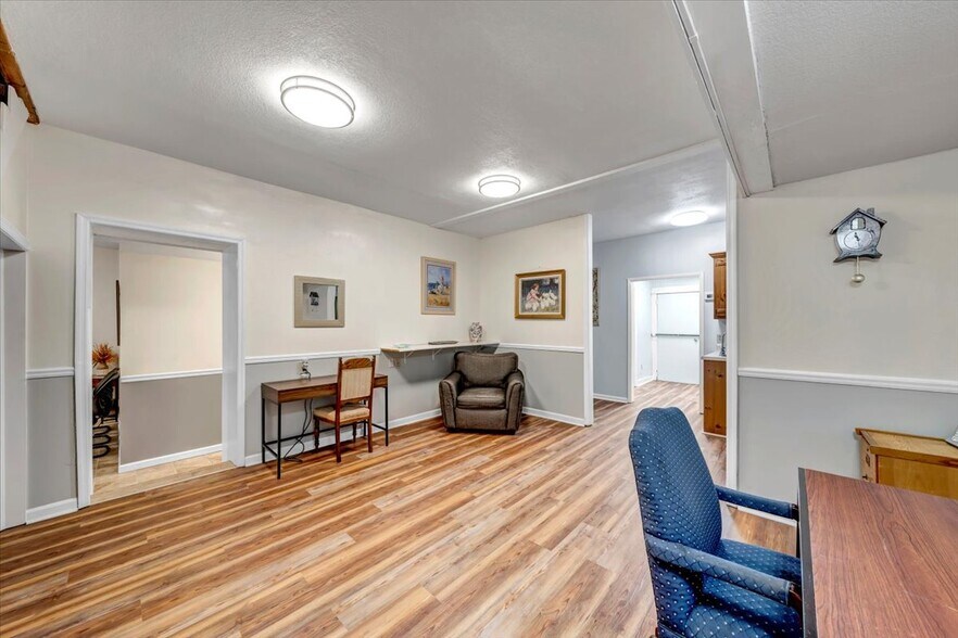 More Photos Of 106 W Laurel St, Scottsboro Office Residential For Sale