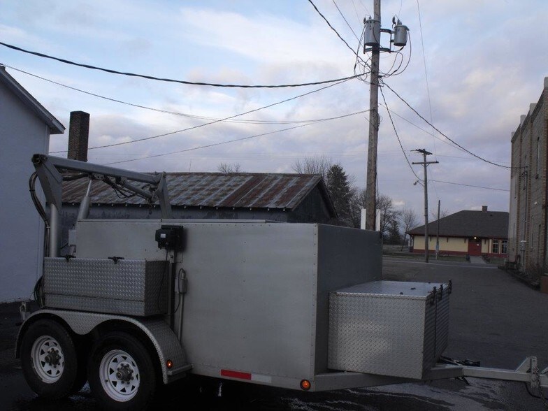 More Photos Of 153 Main St, Bowlus Convenience Store For Sale