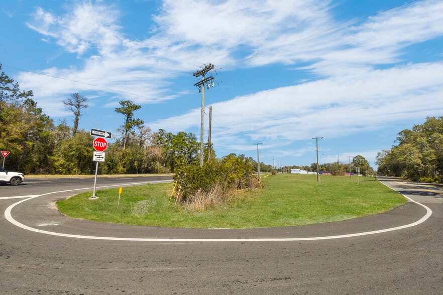 More Photos Of 9150 SE County Road 221, Hampton Land For Sale