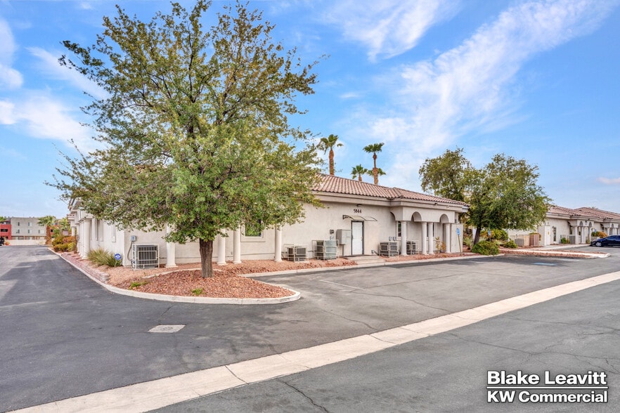 More Photos Of 5844 S Pecos Rd, Las Vegas Medical For Sale