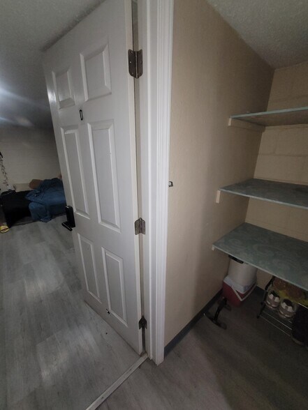 More Photos Of 1458 W 32nd St, Indianapolis Apartments For Sale